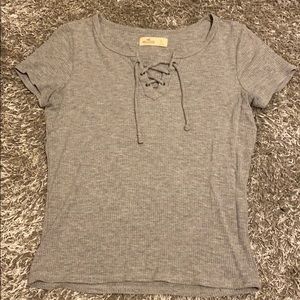 Grey Hollister t-shirt for sale!!
